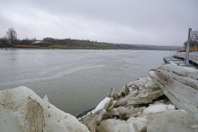 Понтонный мост в Краснодонецкой на Северском Донце