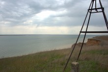 Весёловское водохранилище, борьба воды и суши