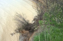 Весёловское водохранилище, борьба воды и суши