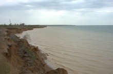 Весёловское водохранилище, борьба воды и суши