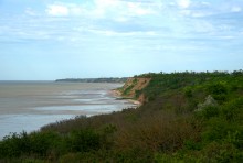 Путешествие по берегу Меотиды от Шабельского, Сазальницкой косы и маяка, через Новомаргаритово к Чумбур косе.