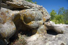 Выходы кварцита под названием Большой камень у хутора Нижнеерохин