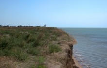 Рушащийся берег у Камышевахской