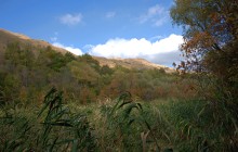 Песчаные горы и скалы на берегу Сухого Донца