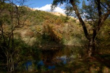 Песчаные горы и скалы на берегу Сухого Донца