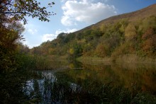 Песчаные горы и скалы на берегу Сухого Донца