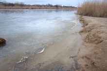 Рыбаки в оттепель на Кагальнике