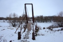 Подвесные мосты на реке Быстрой в хуторе Михайлов и посёлке Быстрогорском