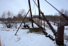 Подвесные мосты на реке Быстрой в хуторе Михайлов и посёлке Быстрогорском