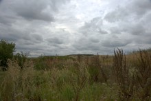 Горы на правом берегу реки Керчик