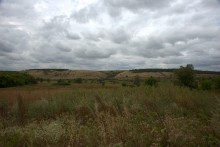 Горы на правом берегу реки Керчик