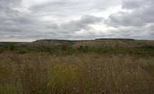 Горы на правом берегу реки Керчик