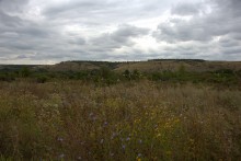 Горы на правом берегу реки Керчик