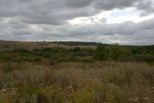 Горы на правом берегу реки Керчик