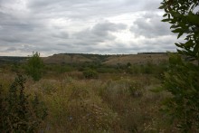 Горы на правом берегу реки Керчик