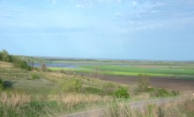 Весенняя вода в холмистой донской степи