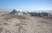 Нагон льда на берег в Таганрогском заливе