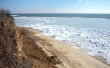 Ветровой нагон льда в Таганрогском заливе