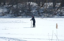 Масленица в первый день весны у Васильевской протоки
