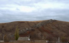 Белая скала у хутора Верхнепопов