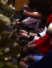 Мастер-класс по плетению маскировочной сети в Библионочь 2025 в ДГП