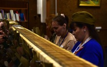 Мастер-класс по плетению маскировочной сети в Библионочь 2025 в ДГП