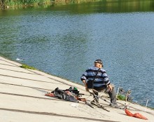 Рыбы, птицы и рыбаки, в первые дни июня на берегу Северного водохранилища