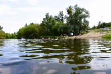 Пляж на Калитве у посёлка Сосны