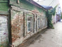 Гвозди в фасаде