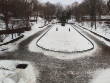 Дождь в оттепель в парке Горького.