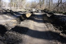 Бетонный корабль в реке Аксай