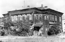 жилой дом усадьбы Ястребовых по ул.Средней Пешей (ныне ул.Богданова 6-Б) в г. Пенза