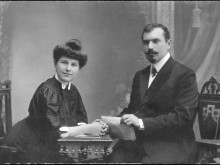 г. Грозный, родители Натальи Михайловны - Карсаеский Михаил Фёдорович и Карсаевская Александра (Ястребова) 