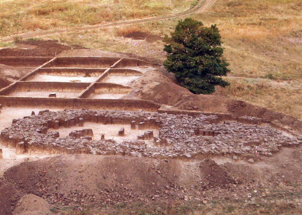 Прогулка по святилищу на поселении Яблоневое-1 на реке Кундрючь